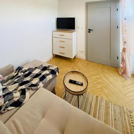 Beautiful In With Wifi Апартаменты